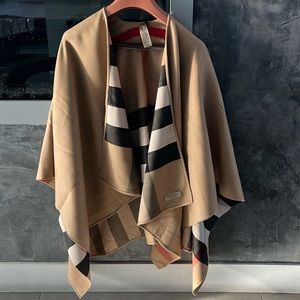 Burberry shall, reversible, poncho, cape,, authentic from Italy
